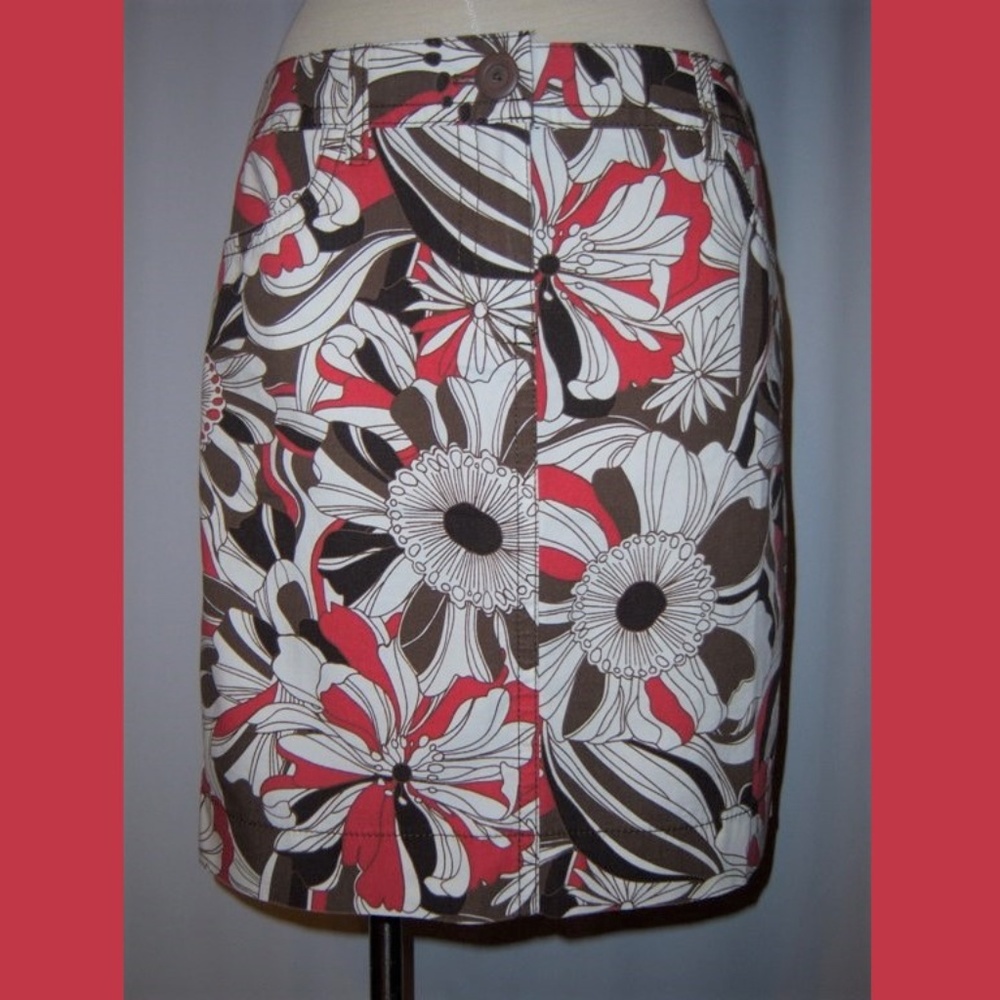 NWT Ann Taylor LOFT Cute Mod Floral Skirt
